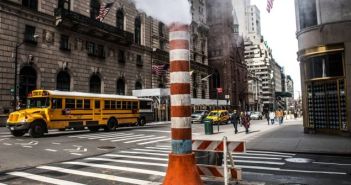Arbeitsmarkt in den USA verlangsamt sich: 236.000 Stellen im März geschaffen Arbeitsmarkt in den USA verlangsamt sich: 236.000 Stellen im März (Foto: AdobeStock - janifest 415014898)