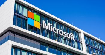 Kontroverse bei Microsoft: Rückkehr des umstrittenen Stack-Rankings? Microsoft's Bewertungssystem: Leistungen weniger belohnen (Foto: AdobeStock - dvoevnore 303541183)