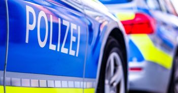 Immobilienkonflikte: Rechtsrisiken bei Miete und Nachbarschaft Vertragsrisiken: Gewerbekunden sollten sich vor Konflikten (Foto: AdobeStock_ - fottoo 319243938)