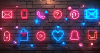 Digitale Aktivitäten auf Reddit. (Foto: AdobeStock_807625958 Oksana)