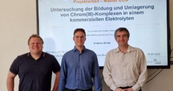 Andreas Winter verteidigt erfolgreich Masterprojekt zu Chrom(III)-Komplexen in (Foto: TU Ilmenau)